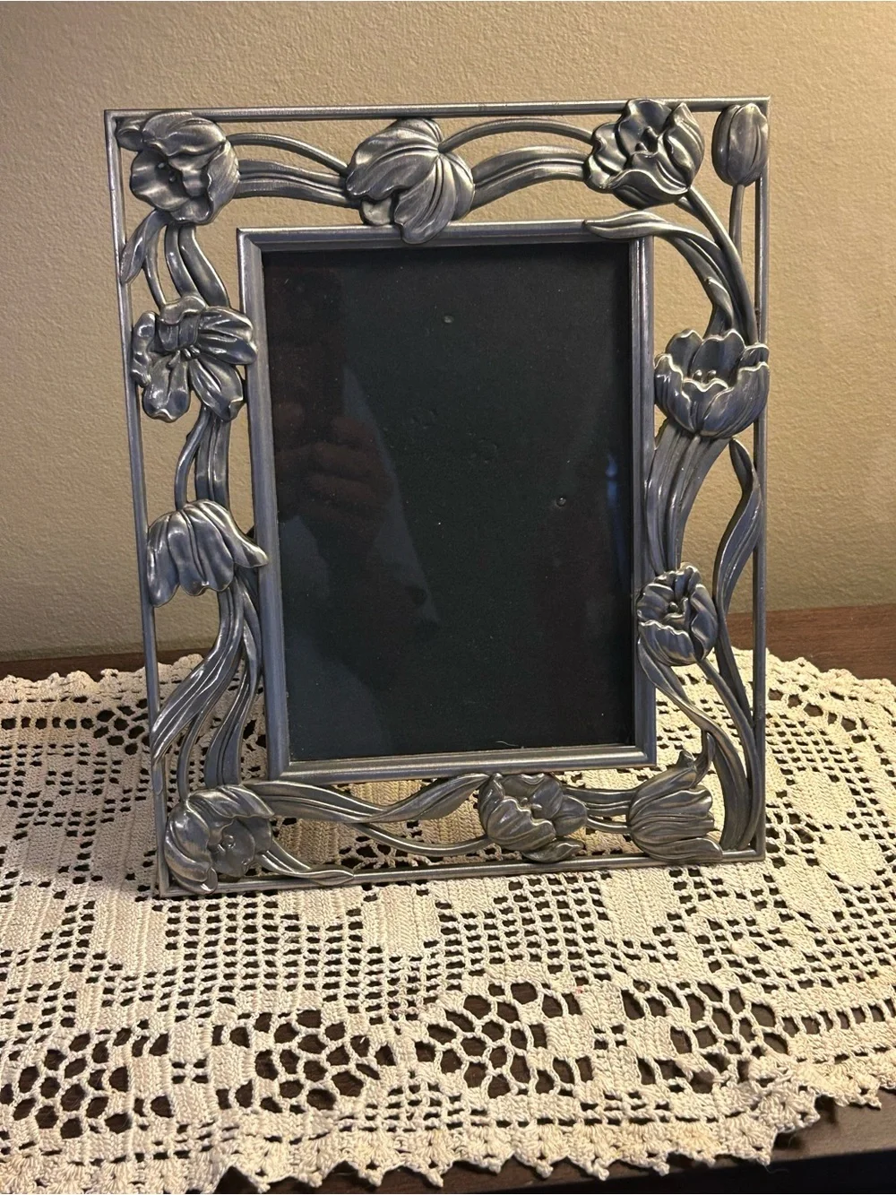 Ornate Pewter Finish Picture Frame Tulip Theme 5x7 Photo
